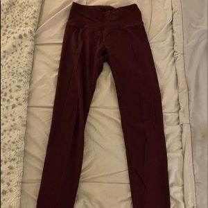 Aerie maroon leggings!!